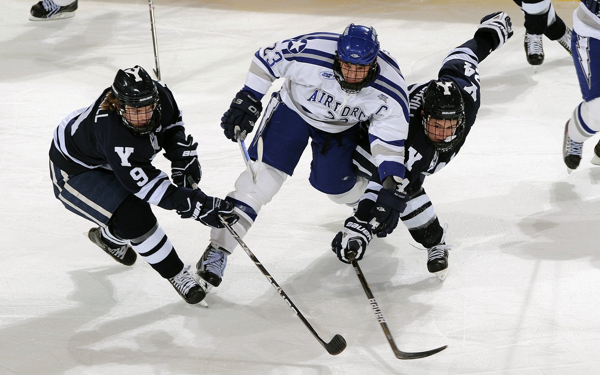 大坂直美连续十场比赛得分势不可挡，加拿大队挑战极限！
