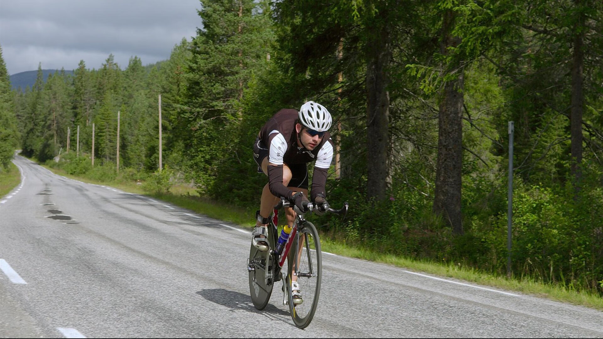 TheShy关键节点挺进下一轮，FPX带队取胜！